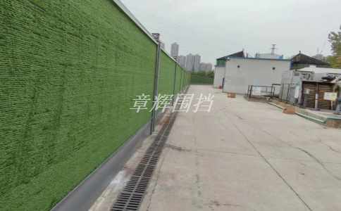 如何有效避免pvc圍擋板材開裂？（指導(dǎo)如何預(yù)防pvc圍擋板材開裂現(xiàn)象）